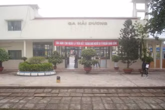 Ga Hải Dương đón khách trở lại sau khi hết giãn cách xã hội