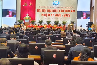 Toàn thể Đại hội. 