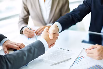 Covid-19 trở lại, doanh nghiệp vẫn tăng mạnh vốn đầu tư