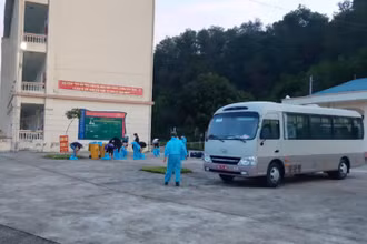 142 công dân đã hoàn thành thời gian cách ly tại cơ sở cách ly tập trung tỉnh Nam Định (thị trấn Gôi, huyện Vụ Bản).
