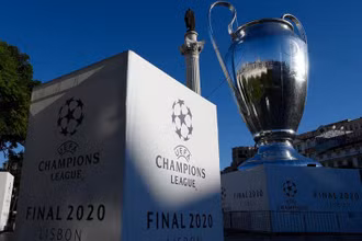 “Thời” của PSG hay “Thế” của Bayern Munich?