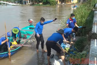 Các đoàn viên, thanh niên thể hiện tính tiên phong, không ngại khó