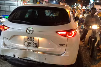 Xe ô-tô BKS 60A-565.29.