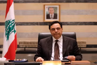 Thủ tướng Diab tại trụ sở của Chính phủ Lebanon ở Beirut, ngày 10-8. (Ảnh: Reuters)