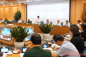 Hà Nội vận động người dân không ra khỏi nhà nếu không cần thiết