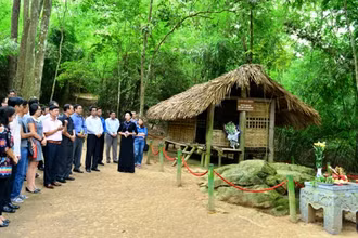 Lán Nà Nưa, địa chỉ "đỏ" của đồng bào và nhân dân cả nước trong hành trình về Thủ đô Khu giải phóng.