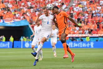Cộng hòa Séc chơi hay hơn khi sang hiệp 2. (Ảnh: UEFA)