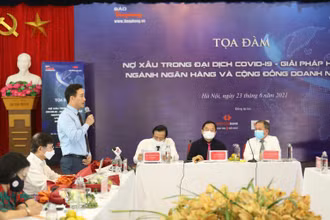 Quang cảnh buổi tọa đàm.