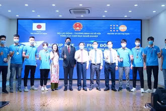 Lễ phát động Cuộc thi “Ý tưởng khởi nghiệp học sinh, sinh viên giáo dục nghề nghiệp” - Startup Kite năm 2021.