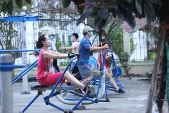 Từ 0 giờ ngày 26-6, Hà Nội cho phép các hoạt động thể dục, thể thao ngoài trời (nhưng không quá 20 người một khu vực).