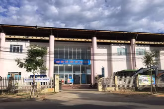 Chợ đầu mối thủy sản Thọ Quang là chợ cá lớn nhất Đà Nẵng, hiện đang tạm ngừng hoạt động do liên quan năm ca nhiễm Covid-19 tại Quảng Ngãi.