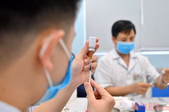 Đã có thêm 5.244 người được tiêm chủng vắc xin phòng Covid-19 trong ngày 6-6. Ảnh: DUY LINH