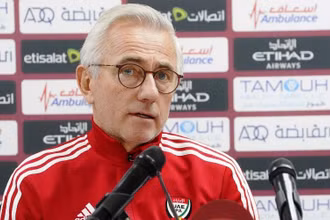 HLV Bert van Marwijk nhấn mạnh mục tiêu toàn thắng của UAE ở các trận còn lại tại vòng loại 2 World Cup 2022 khu vực châu Á. (Ảnh: UAEFA)