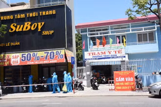 Phong tỏa, cách ly y tế toàn bộ khu vực Hoàng Hoa Thám, Lý Thái Tổ, Lê Duẩn.