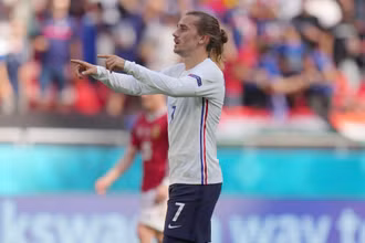 Antoine Griezmann ghi bàn gỡ hòa cho đội tuyển Pháp. (Ảnh: EURO)