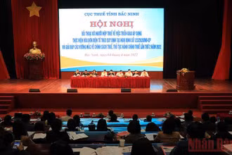 Toàn cảnh hội nghị.