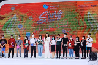 Hoa hậu Đỗ Thị Hà giao lưu cùng sinh viên tại Sóng Festival.