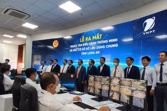 Long An chính thức ra mắt và đưa vào vận hành Trung tâm Điều hành thông minh (IOC) và Kho cơ sở dữ liệu dùng chung của tỉnh.