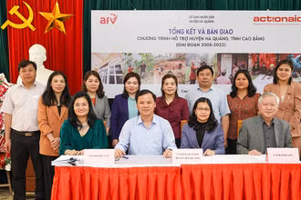 Các đại biểu tham dự Lễ Tổng kết và Bàn giao Chương trình hỗ trợ huyện Hà Quảng giai đoạn 2005-2022.