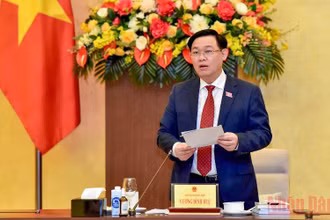 Chủ tịch Quốc hội Vương Đình Huệ phát biểu ý kiến tại hội nghị. (Ảnh: Duy Linh)