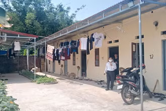 Ông Dương Thế Mai ở tổ 6, phường Tích Lương (thành phố Thái Nguyên) cho công nhân thuê nhà với mức 1,1 triệu đồng/phòng/tháng.