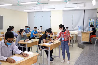 Thí sinh dự thi tốt nghiệp THPT năm 2021. (Ảnh: DUY LINH)