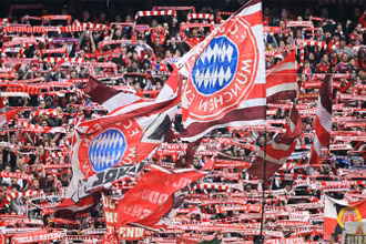 Không khí lễ lội, ăn mừng đã bắt đầu tại Allianz Arena ngay trước khi trận đấu bắt đầu. (Nguồn: FcBayern)