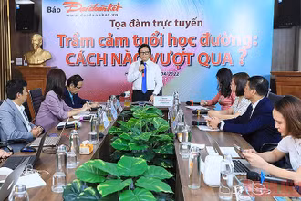 Toàn cảnh Tọa đàm “Trầm cảm tuổi học đường: Cách nào vượt qua?”.