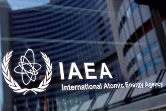 Biểu trưng của IAEA. (Ảnh: Reuters)