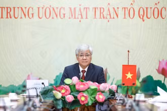 Đồng chí Đỗ Văn Chiến, Bí thư Trung ương Đảng, Chủ tịch Ủy ban Trung ương Mặt trận Tổ quốc Việt Nam 