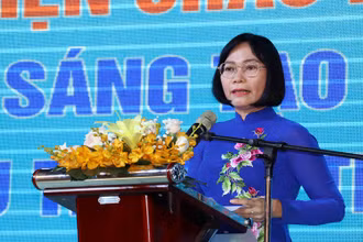 Phó Chủ tịch UBND tỉnh Đồng Nai Nguyễn Thị Hoàng phát biểu tại lễ khai mạc. 