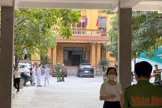 Công an tỉnh Nam Định làm việc tại trụ sở CDC tỉnh Nam Định (đường Phù Nghĩa, phường Lộc Vượng, thành phố Nam Định) chiều 25/4.