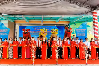 Nghi thức khánh thành 5 công trình trường học tại thành phố Thủ Dầu Một (Bình Dương).