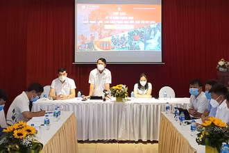 Quang cảnh buổi họp báo về tổ chức phiên chợ sâm Ngọc Linh, các sản phẩm đặc hữu gắn với du lịch.