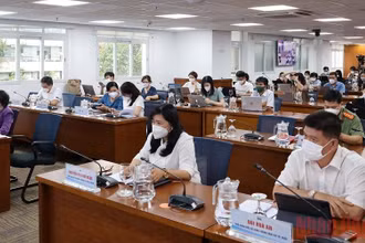 Toàn cảnh buổi họp báo.