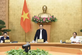 Thủ tướng Phạm Minh Chính chủ trì Hội nghị trực tuyến toàn quốc với các địa phương. (Ảnh: TRẦN HẢI)
