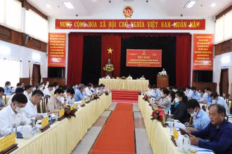 Quang cảnh Hội nghị về giám sát 5 năm thực hiện Nghị quyết số 31/2016/QH14 của Quốc hội về việc dừng thực hiện chủ trương đầu tư Dự án điện hạt nhân Ninh Thuận (2016-2021).