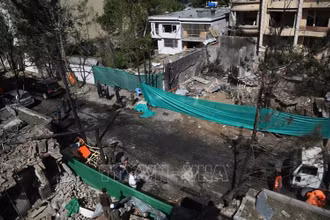 Hiện trường một vụ đánh bom liều chết ở Kabul, Afghanistan. (Ảnh tư liệu: THX/TTXVN)