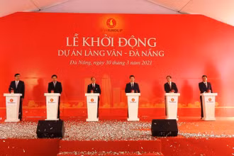 Bấm nút khởi động dự án khu phức hợp du lịch và nghỉ dưỡng Làng Vân.