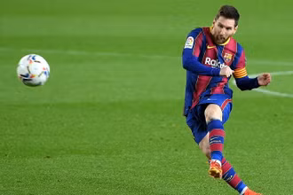 Messi là cầu thủ duy nhất trong lịch sử La Liga ghi được ít nhất 20 bàn trong 13 mùa giải liên tiếp. (Ảnh: Getty Images)