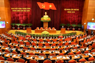 Quang cảnh bế mạc Hội nghị lần thứ hai Ban Chấp hành Trung ương Đảng Cộng sản Việt Nam khóa XIII (Ảnh: Đăng Khoa).