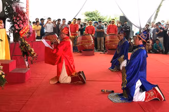 Tế lễ tưởng niệm 451 năm ngày mất Minh Khang Thái Vương Trịnh Kiểm.