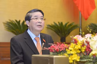 Chủ nhiệm Ủy ban Tài chính, Ngân sách của Quốc hội Nguyễn Đức Hải tại Kỳ họp thứ 11, quốc hội khoá XIV, sáng 25-3