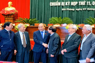 Thủ tướng Nguyễn Xuân Phúc gặp gỡ, tiếp xúc với các cử tri TP Hải Phòng.