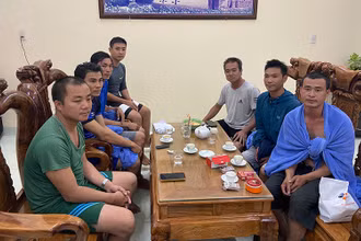 Bảy thuyền viên trên tàu Bạch Đằng bị chìm đã được cứu.