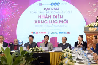 Lãnh đạo các hiệp hội, doanh nghiệp, chuyên gia kinh tế, tài chính, bất động sản hàng đầu Việt Nam tham dự tọa đàm.