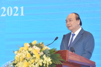 Thủ tướng Nguyễn Xuân Phúc dự và chỉ đạo Hội nghị tổng kết công tác năm 2020 và triển khai nhiệm vụ năm 2021 của ngành Công Thương.