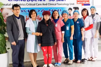 Cứu sống bệnh nhi ngộ độc khí CO do đốt than sưởi ấm