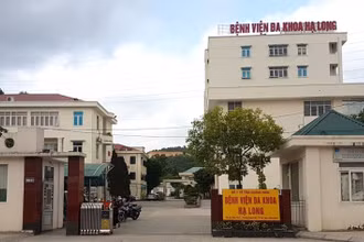 Bệnh viện dã chiến số 3 tại phường Hoành Bồ, TP Hạ Long.