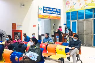 Chăm sóc và bảo vệ sức khỏe cho trẻ ngày lạnh: Những điều cha mẹ cần chú ý
